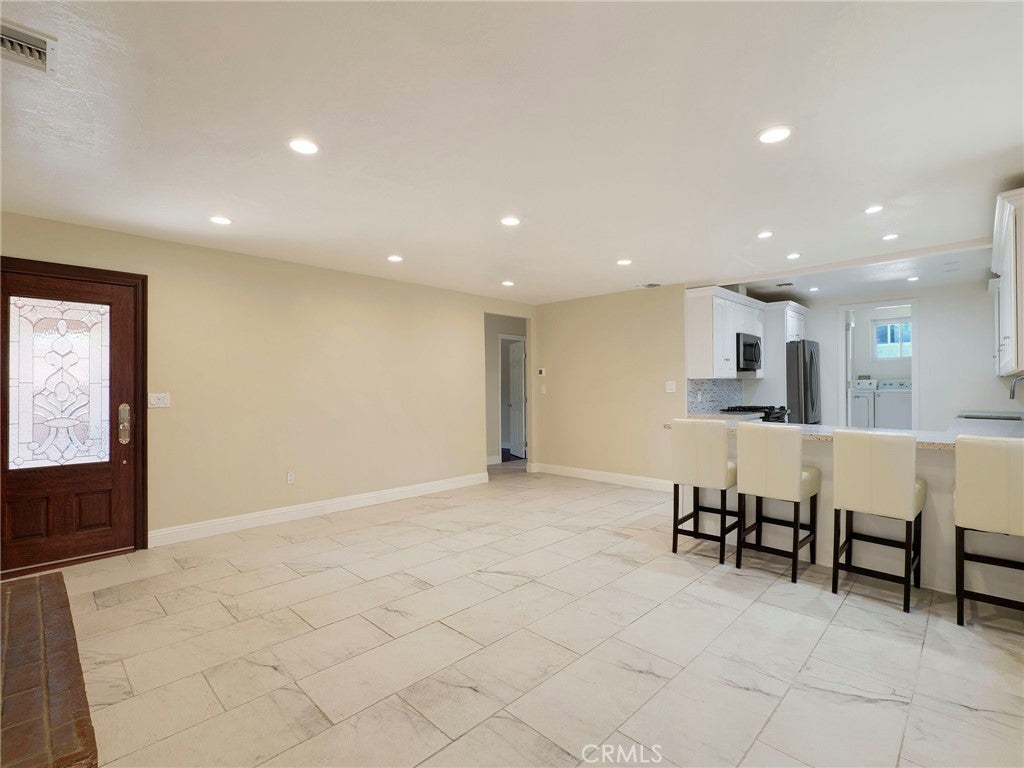 1414 Thompson