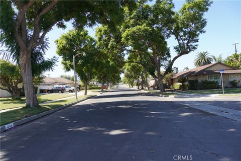 2454 Beacon Street Fullerton CA 92835