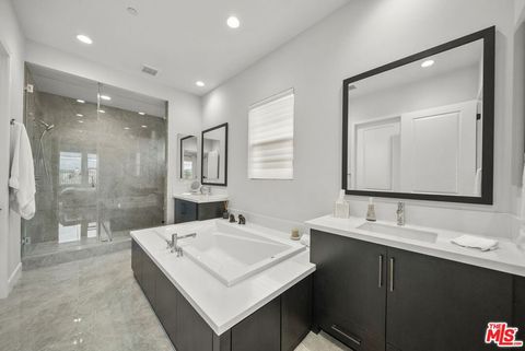 Tiny photo for 2501 Presley Court, Camarillo, CA 93012 (MLS # 26690171)