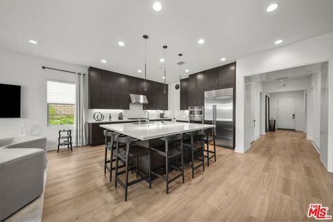 Tiny photo for 2501 Presley Court, Camarillo, CA 93012 (MLS # 26690171)