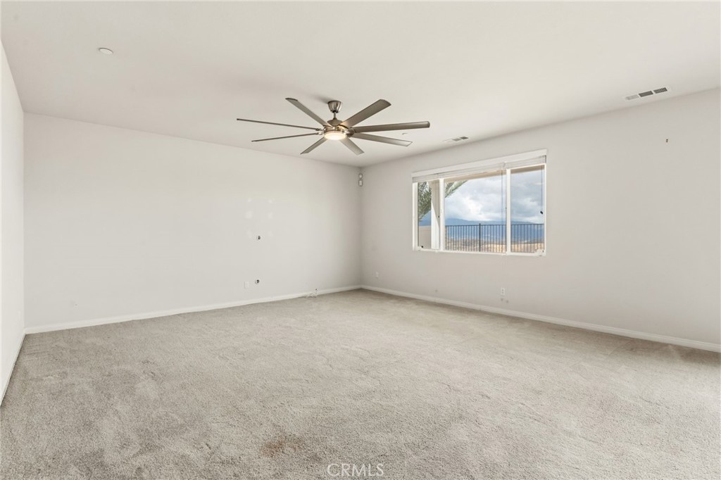 16562 Village Meadow