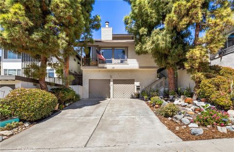 Photo of 216 W Escalones, San Clemente, CA 92672 (MLS # OC26072889)