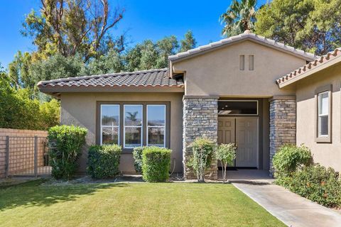 Photo of 77619 Ashberry Court, Palm Desert, CA 92211 (MLS # 219142163DA)