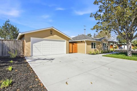 Photo of 1150 Kiely Boulevard, Santa Clara, CA 95051 (MLS # ML82038460)
