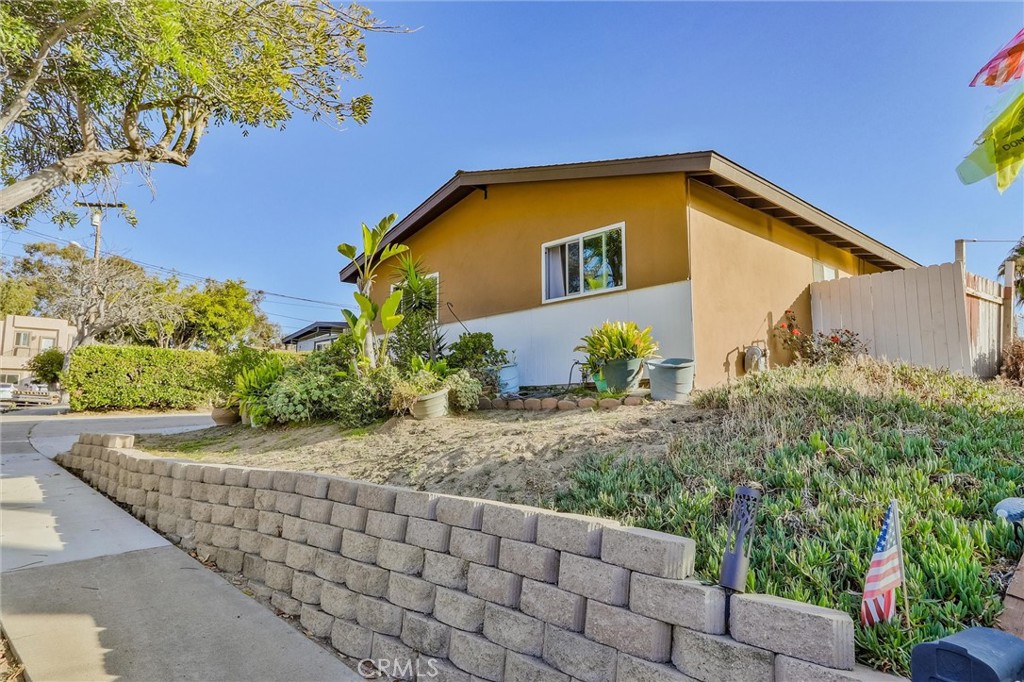 4657 Chateau Place