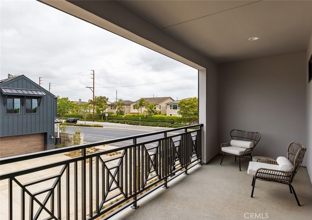 Oakpointe - Residential