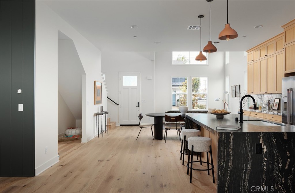 Oakpointe - Residential