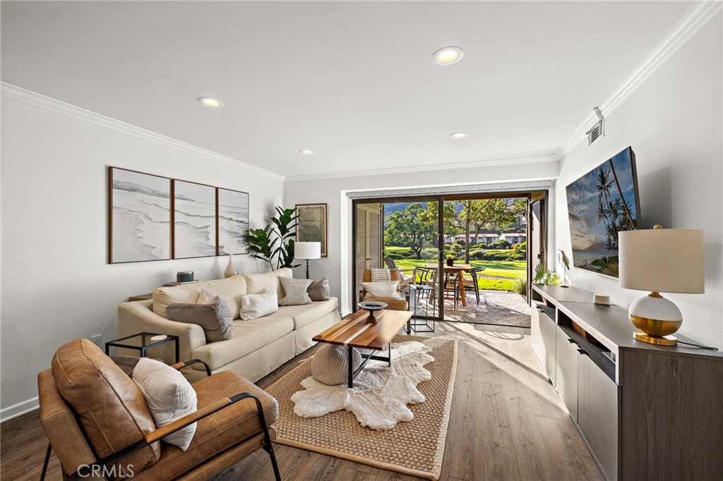 East Nine (EN) - Residential