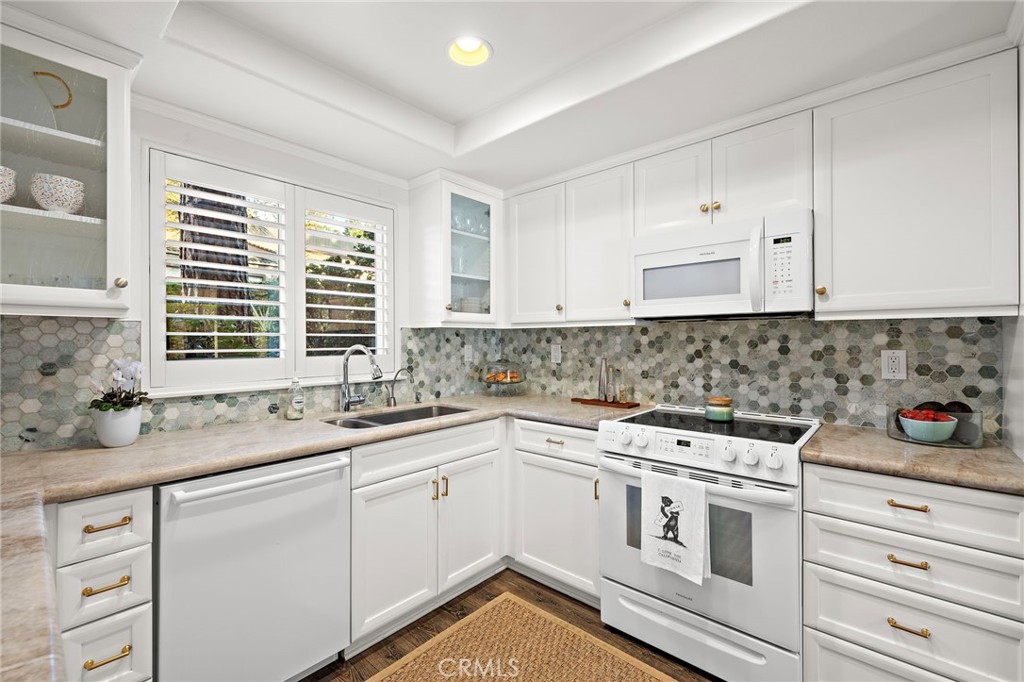 31421 E Nine Drive 79A