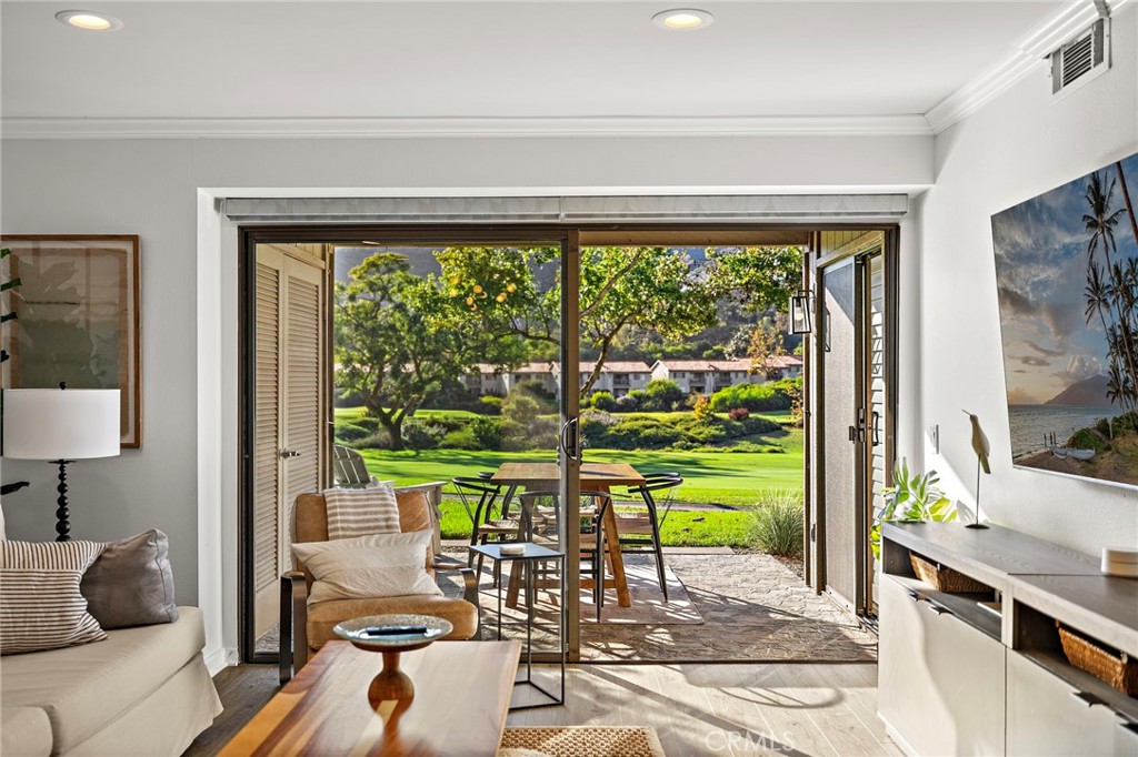 East Nine (EN) - Residential