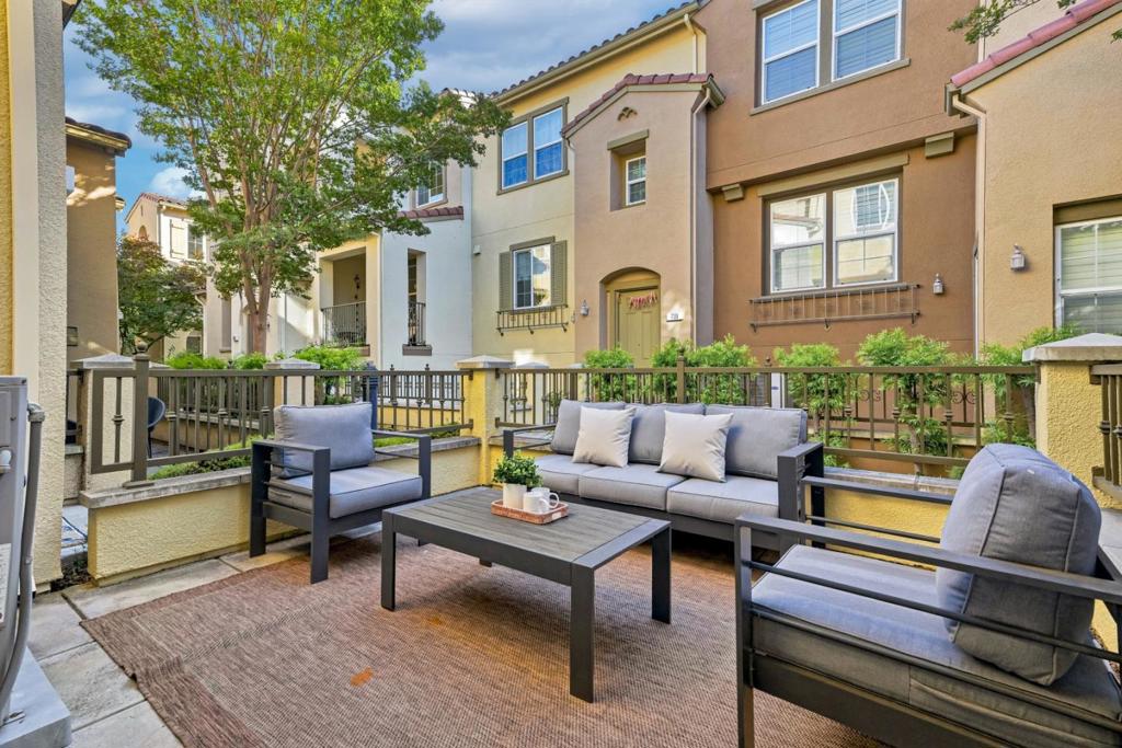 1158 Mente Linda Loop, Milpitas CA 95035