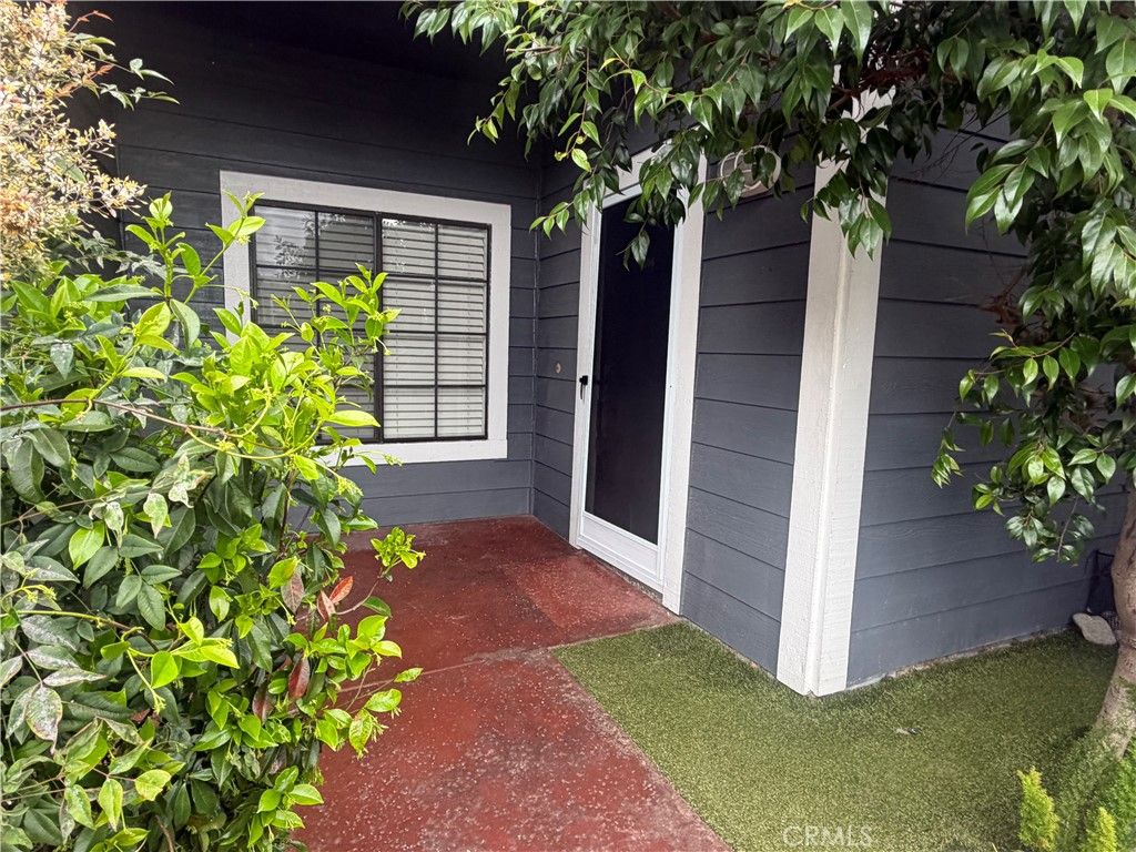 Photo of 8192 Sandcove Cir Cir #106, Huntington Beach, CA 92646 (MLS # PW26069269)