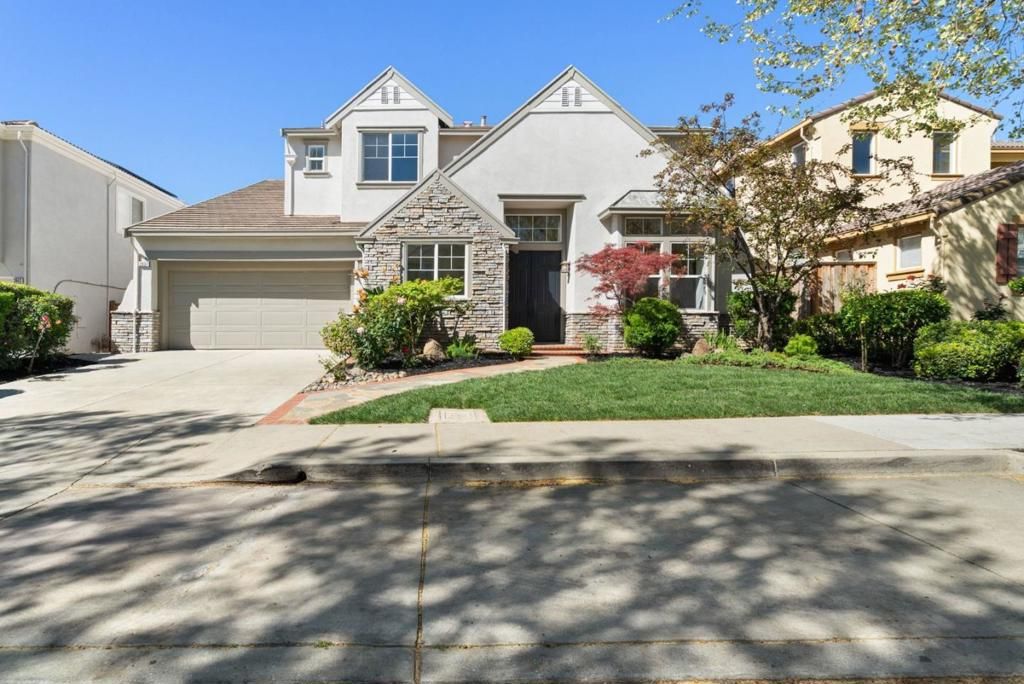 Photo of 3937 Emerald Isle Lane, San Jose, CA 95135 (MLS # ML82040303)