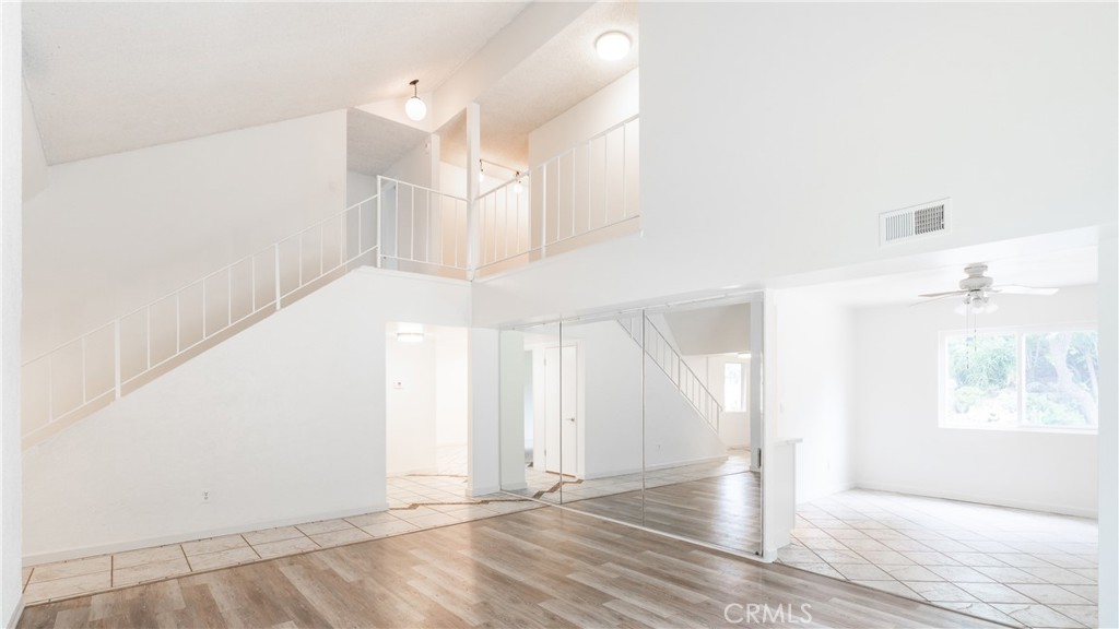 Liberty Canyon (D) (860) - Residential