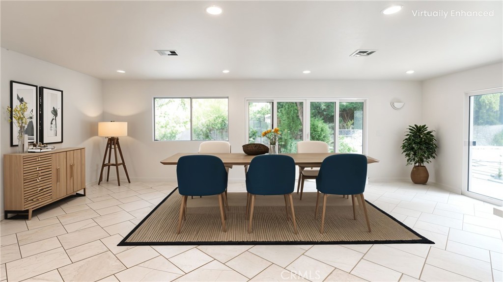 Liberty Canyon (D) (860) - Residential