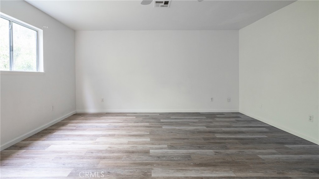 Liberty Canyon (D) (860) - Residential