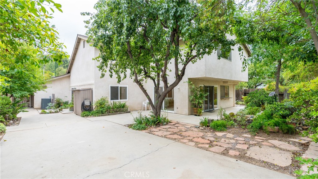 Liberty Canyon (D) (860) - Residential