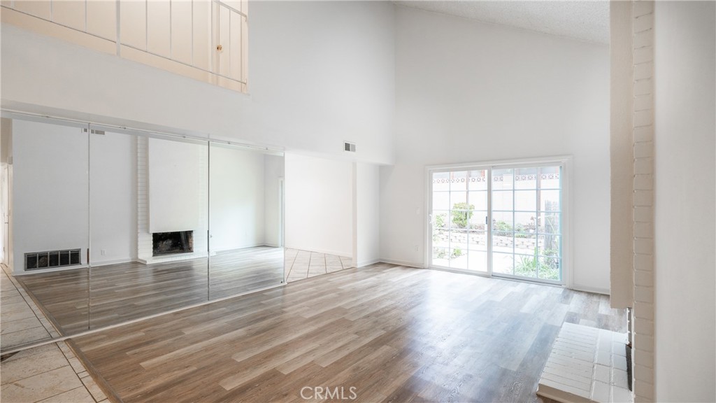 Liberty Canyon (D) (860) - Residential