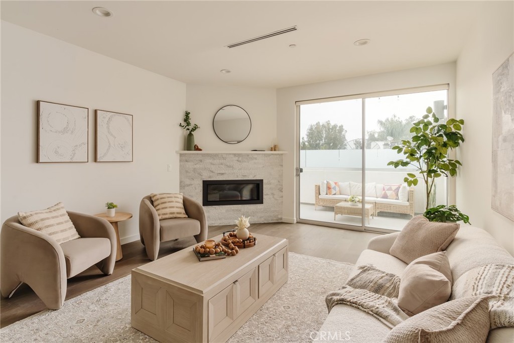 Properties 2 12045 Guerin Street PH4