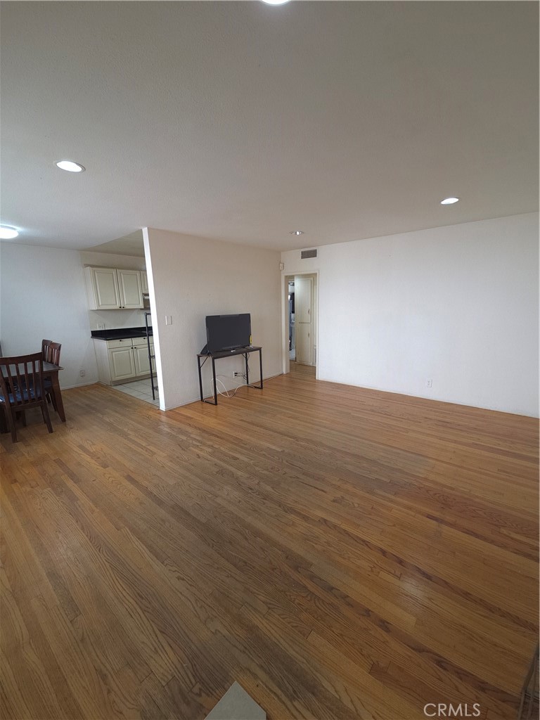 Downtown (DT) - Residential