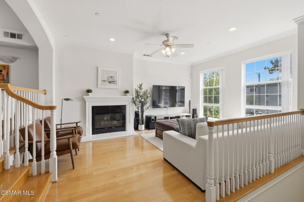 4106 W Kling Street, Burbank CA 91505