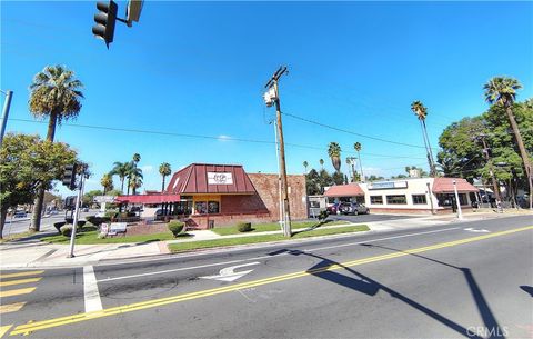 2115 University Riverside CA 92507