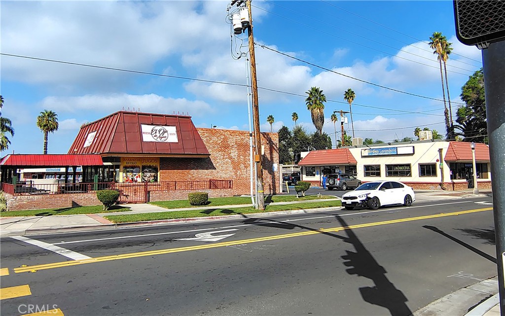 2115 University
