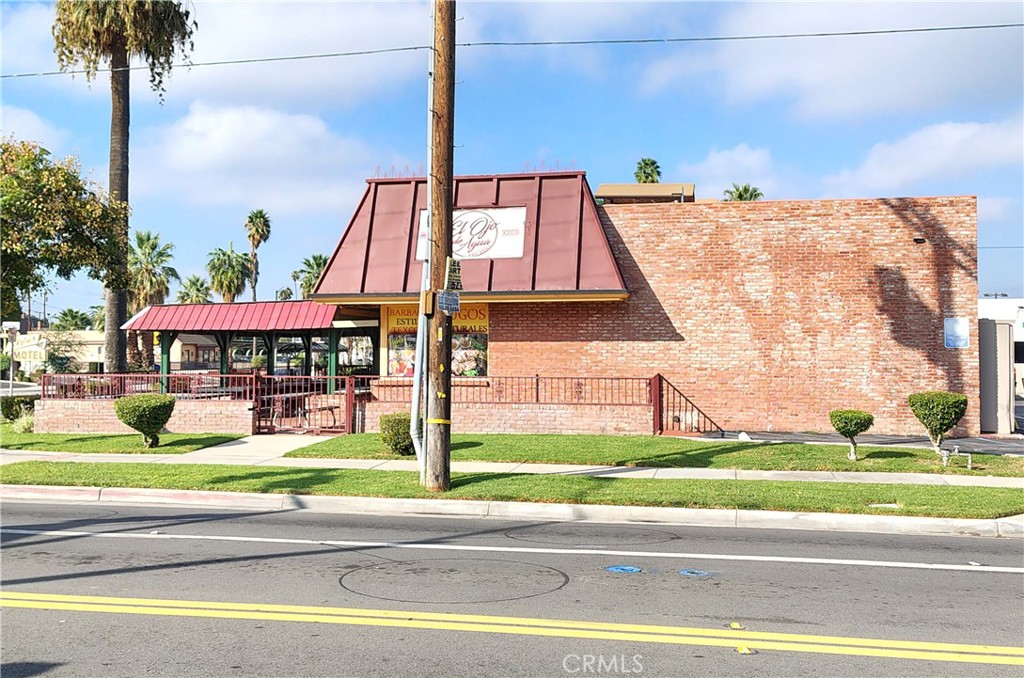 2115 University