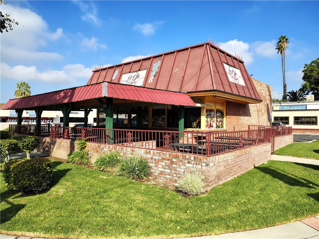 2115 University