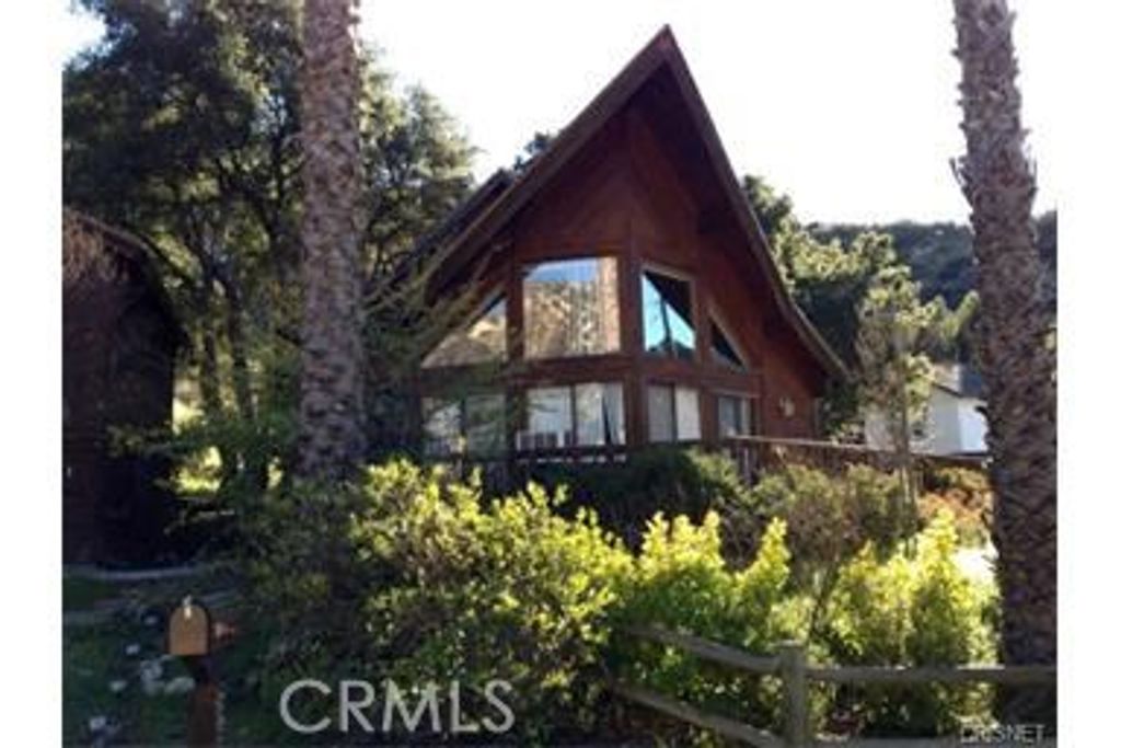 Photo of 29716 Jackson, Castaic, CA 91384 (MLS # SR26010175)