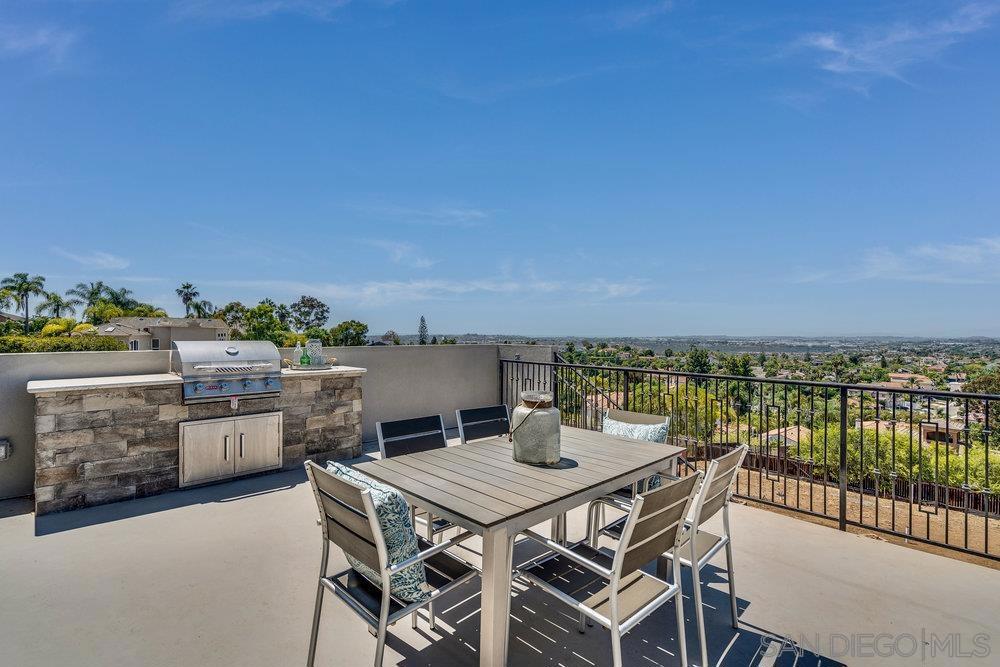 La Costa - Residential