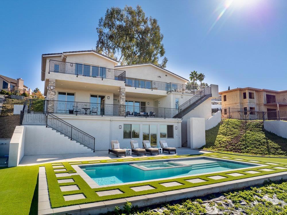 La Costa - Residential