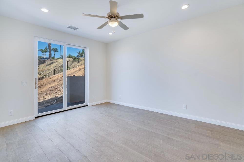 La Costa - Residential
