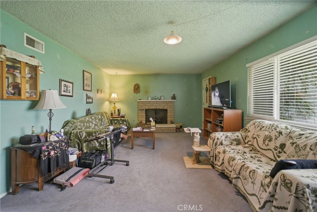 Photo of 3357 W Olinda Lane, Anaheim, CA 92804 (MLS # RS26070029)