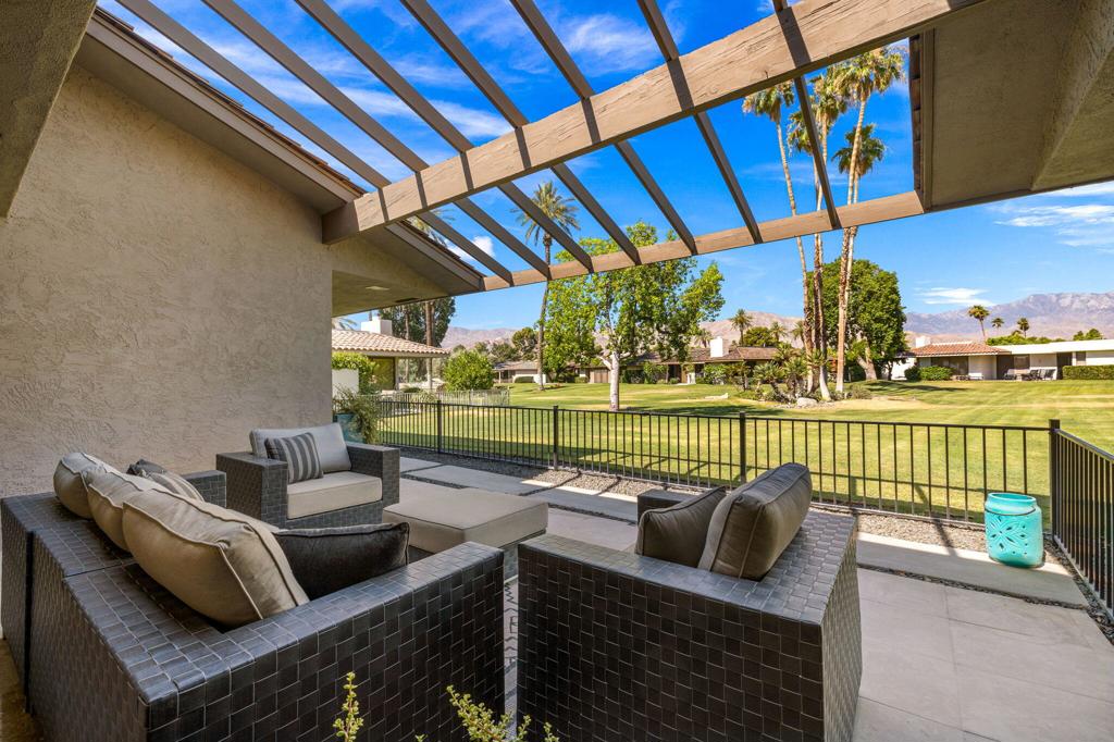 The Springs C.C. - Residential Lease