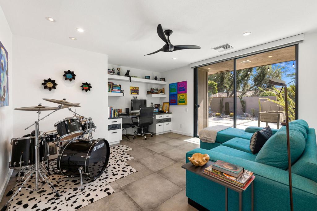 The Springs C.C. - Residential Lease