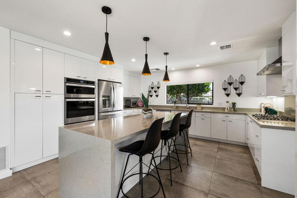 The Springs C.C. - Residential Lease