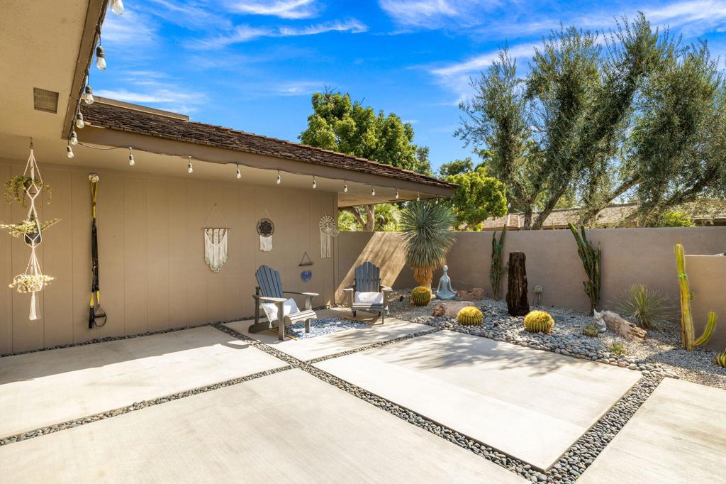The Springs C.C. - Residential Lease