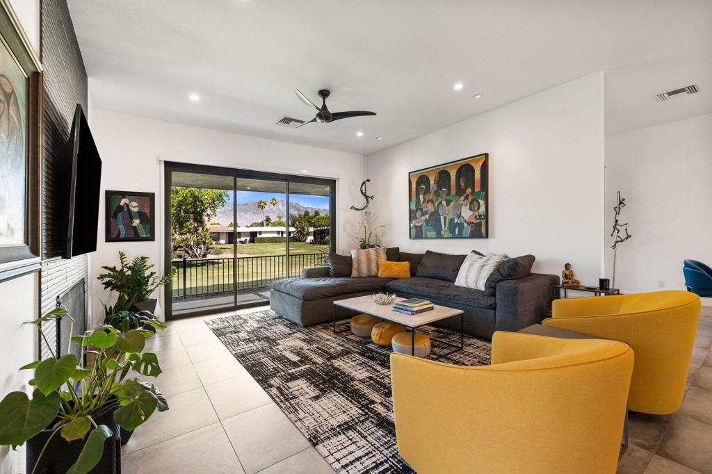 The Springs C.C. - Residential Lease