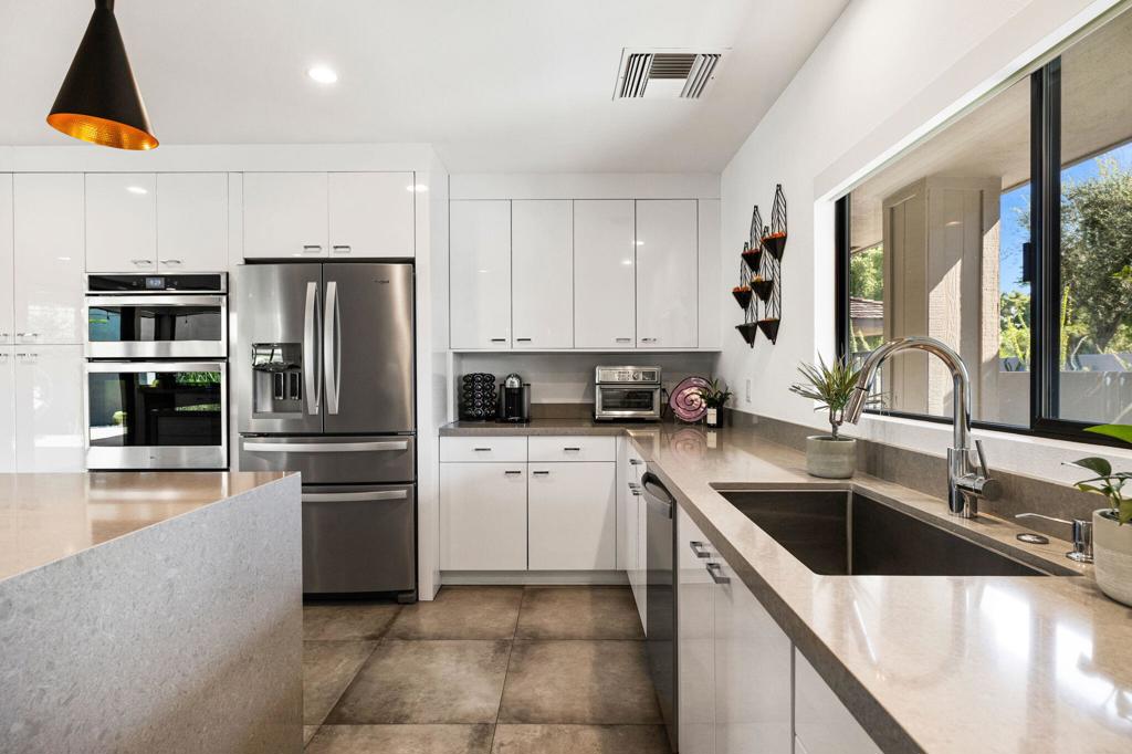 The Springs C.C. - Residential Lease