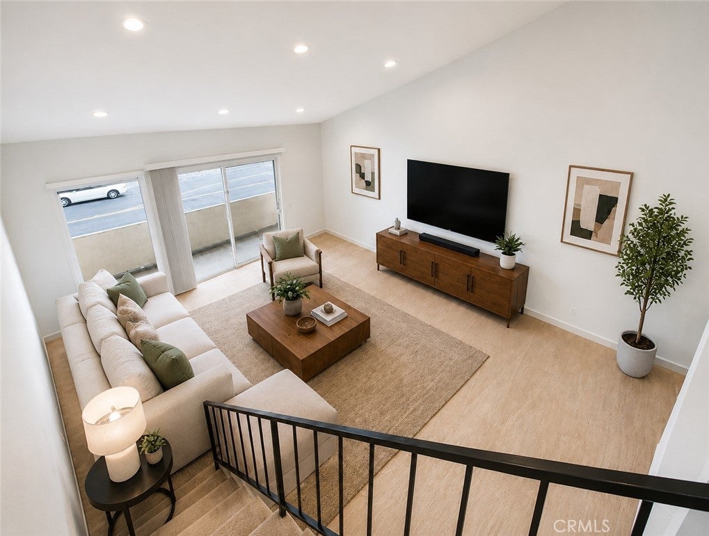 15819 Prairie