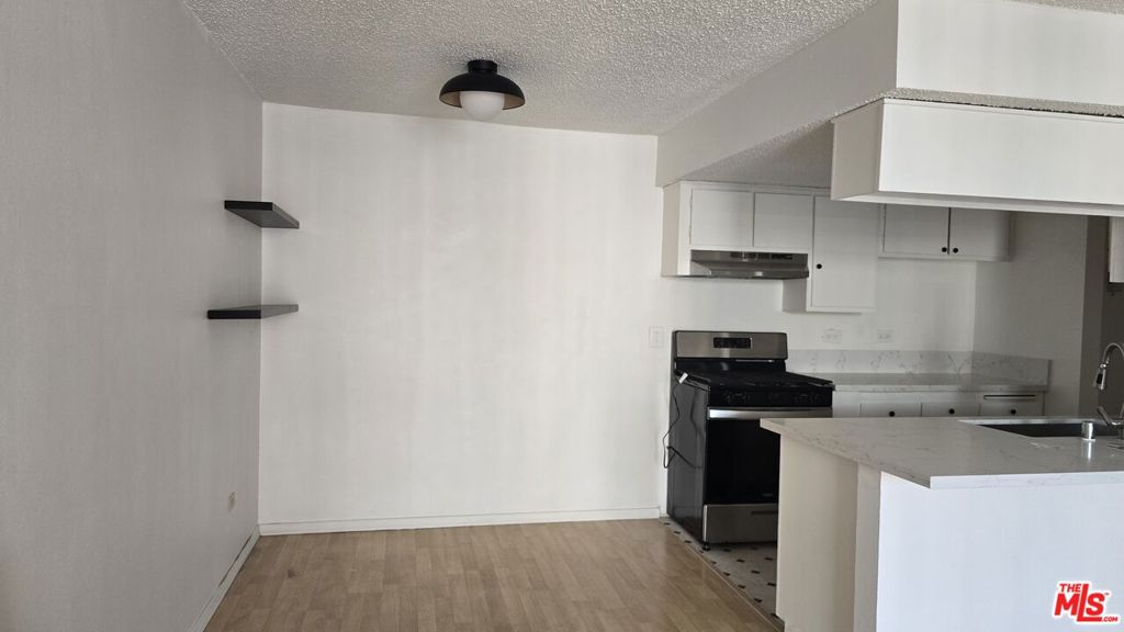 421 S La Fayette Park Place 711