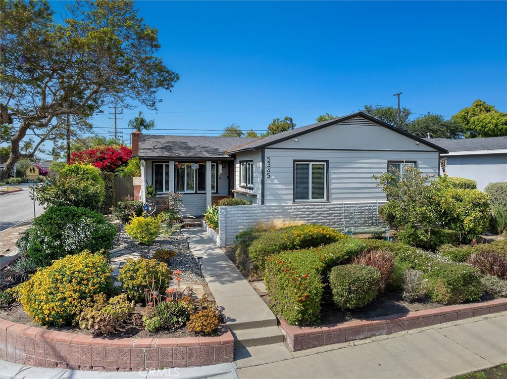 Comfort, Convenience & Class in the Heart of HOLLYGLEN. If your current home is under construction and you need a quiet, clean, and comfortable place to live during the remodel, this beautifully maintained Hollyglen home is a perfect solution. It’s also an ideal fit for airmen and airwomen stationed at the nearby Los Angeles Air Force/Space Force Base who are seeking a well-cared-for home offering a one year annual lease. Thoughtfully updated and move-in ready, this 3-bedroom, 2-bath home offers 1,428 square feet of style and function in one of the South Bay’s most desirable neighborhoods.
Inside, you'll find gorgeous oak hardwood floors, recessed lighting, and dual-paned windows throughout. The open-concept kitchen boasts quartz countertops, high-end appliances, and a layout designed for everyday living. A wall of sliding glass doors in the family room seamlessly connects you to a private, drought-tolerant backyard oasis—ideal for winding down after a busy day. Additional features include central heat and A/C, a wood-burning fireplace, a sunken drybar thoughtfully placed in the living room, security system with cameras, and a detached two-car garage. Dogs are welcome (with weight restrictions), and the home shows true pride of ownership. Located within the highly regarded Wiseburn Unified School District, and just minutes from LAX, SpaceX, Tesla, Raytheon, Boeing, Northrop Grumman, Costco, Trader Joe’s, and Manhattan Beach, this home is nestled near community walking trails and Hollyglen Park—everything you need for a short-term stay that feels like home. The property owners are seeking tenants who will enjoy and care for the home as their own and are ideally looking for a one-year lease term. If you're looking for a peaceful, well-appointed place to land during your own home project—or your next assignment—this may be the perfect fit. ***Seller would prefer a minimum 740 Credit Score and for monthly income to be 2.5X the monthly rent.***