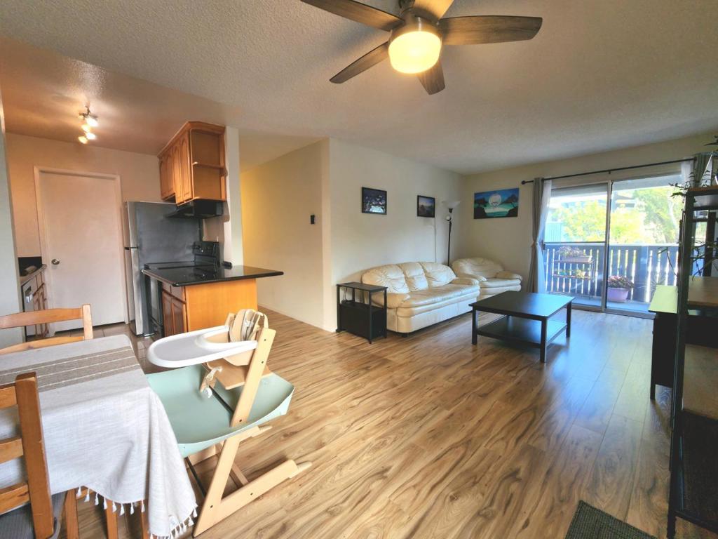 1126 Cherry Avenue 136