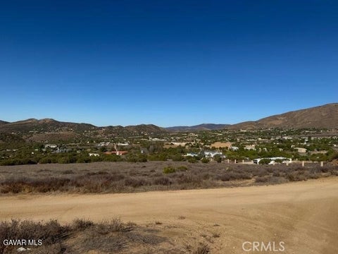 Photo of 35150 Via Famero Drive, Acton, CA 93510 (MLS # SR26218312)