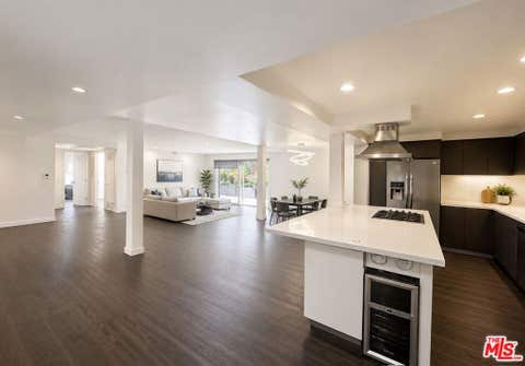 Photo of 9955 Durant DR #101, Beverly Hills, CA 90212 (MLS # 26880031)