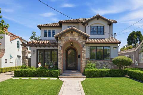Photo of 932 California Avenue, San Jose, CA 95125 (MLS # ML82057321)