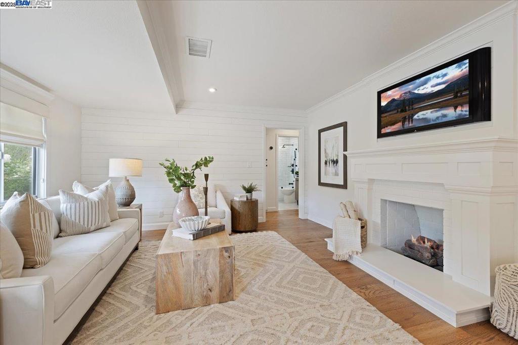 DANVILLE - Residential