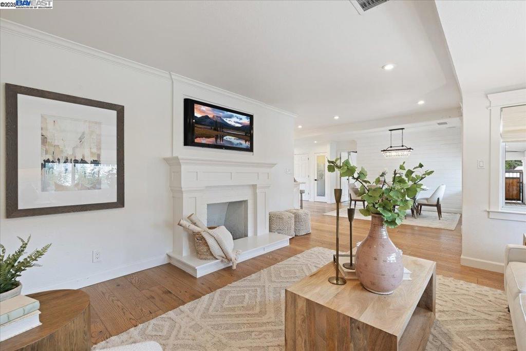 DANVILLE - Residential