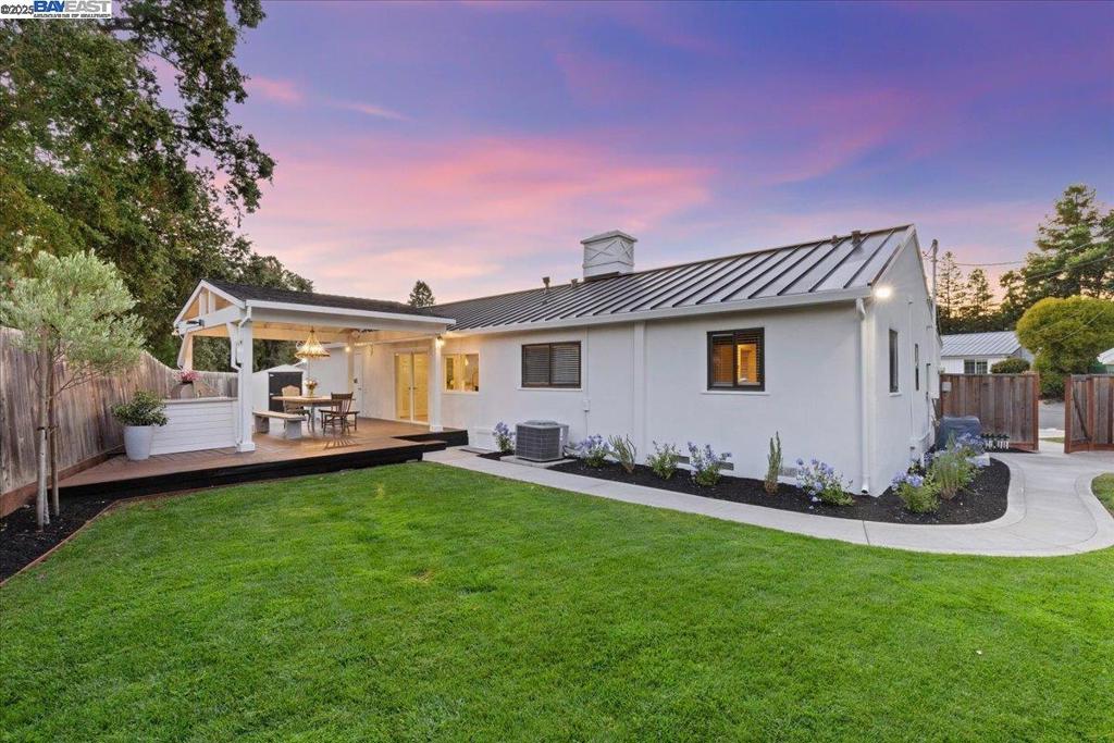 DANVILLE - Residential